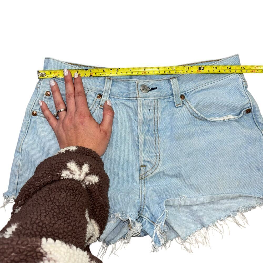Levi’s Distressed Cut Off  Cotton Denim Shorts Women's 28 Western Cowgirl Summer - Picture 11 of 14